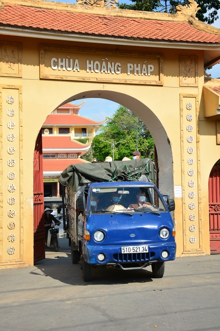 Continuing to support people in need in the Covid-19 pandemic of Hoang Phap Pagoda (series 2)